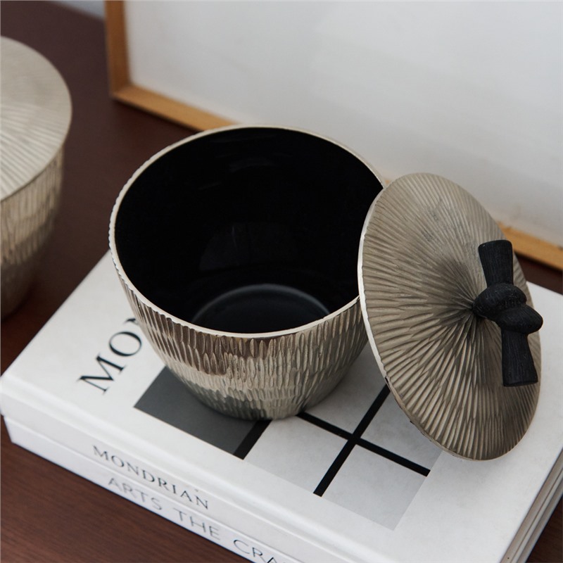 India light luxury silver line - Decor Lighting India のレビューと価格