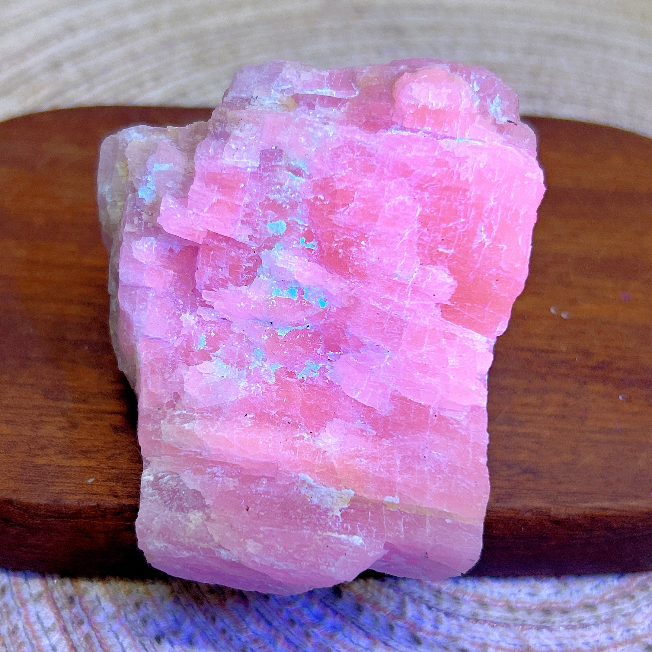 Healing Natural Crystal Kunzit - Lighting Effect Home Decor のレビューと価格