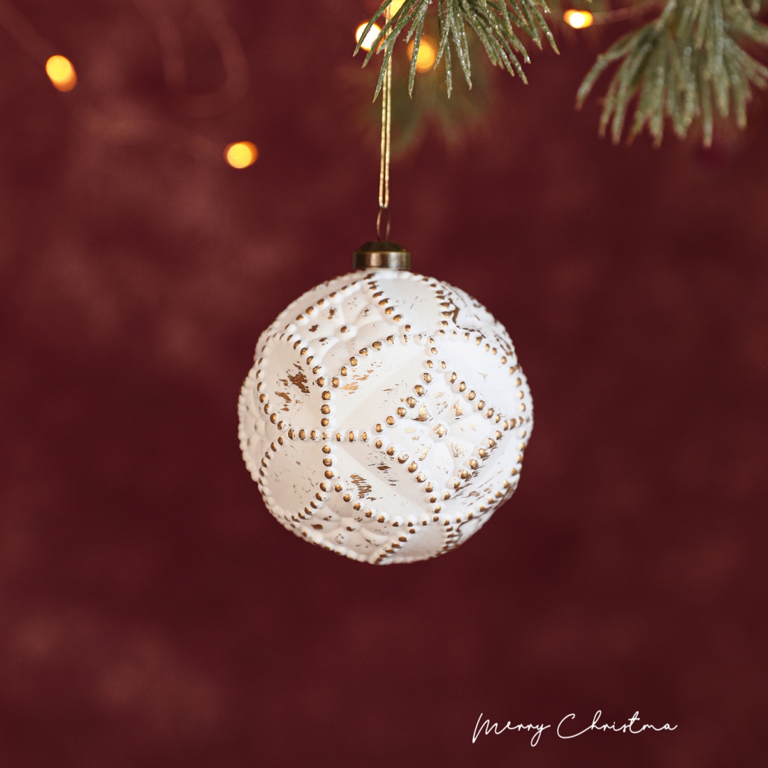 White Gold Christmas Ball Orna - Pendant Lighting Christmas Decor のレビューと価格